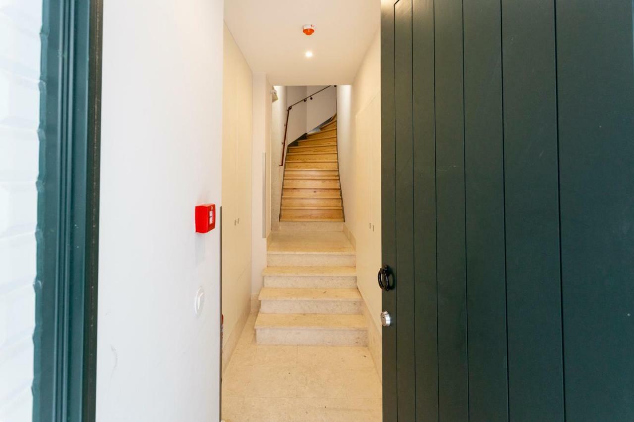 ליסבון Joivy Wonderful 2Br Flat In The City Centre מראה חיצוני תמונה