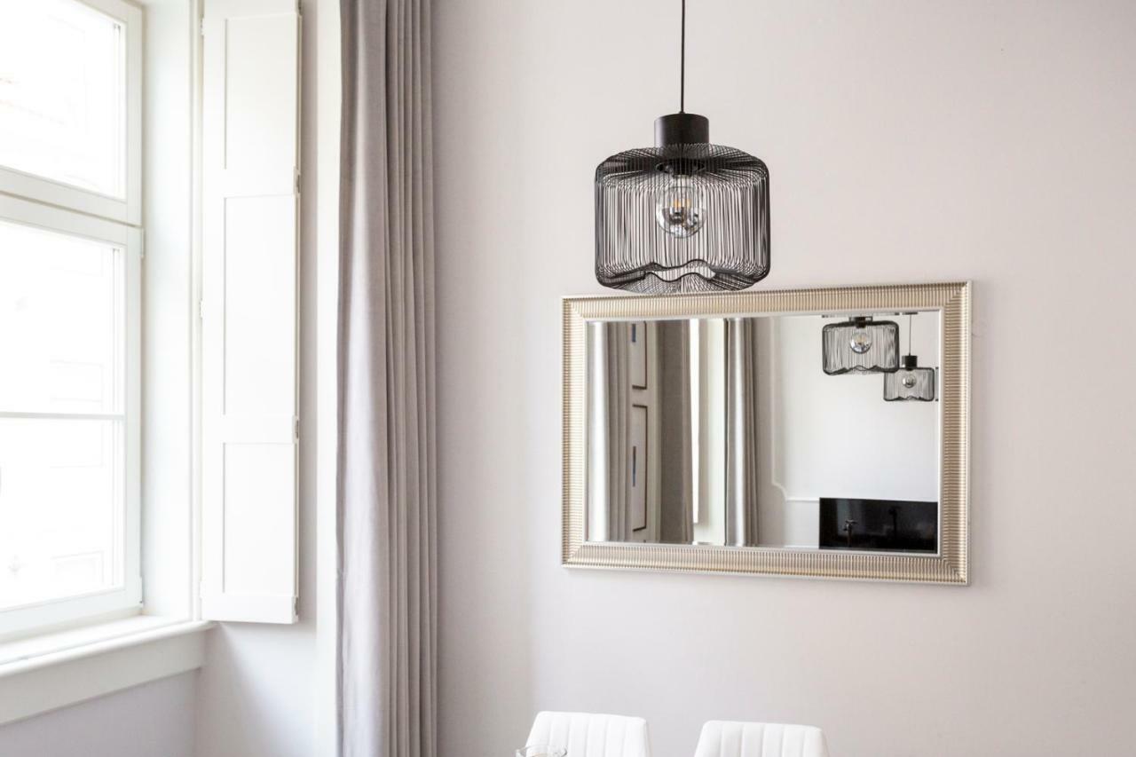 ליסבון Joivy Wonderful 2Br Flat In The City Centre מראה חיצוני תמונה